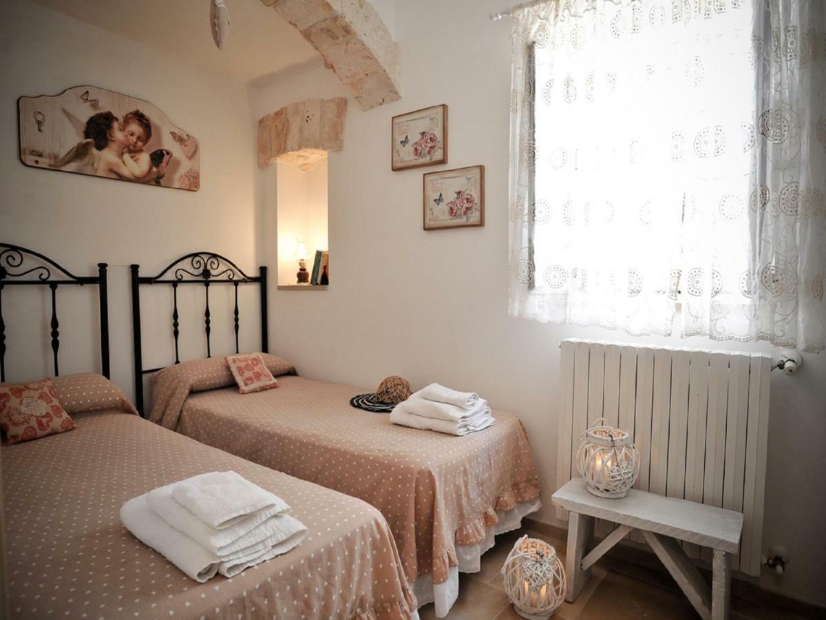 Trulli Di Nonna Palma Villa โลโกโรตอนโด ภายนอก รูปภาพ