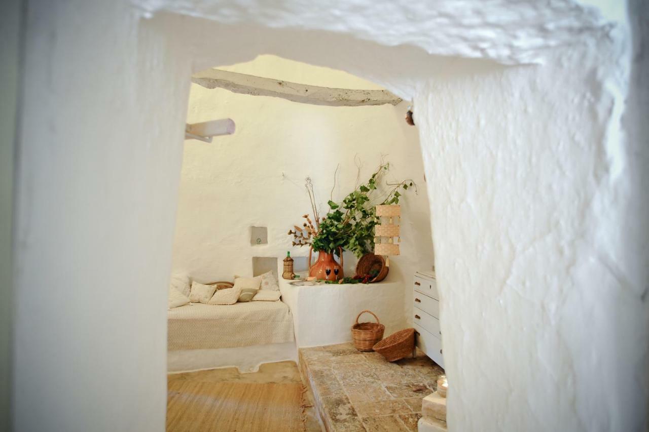 Trulli Di Nonna Palma Villa โลโกโรตอนโด ภายนอก รูปภาพ