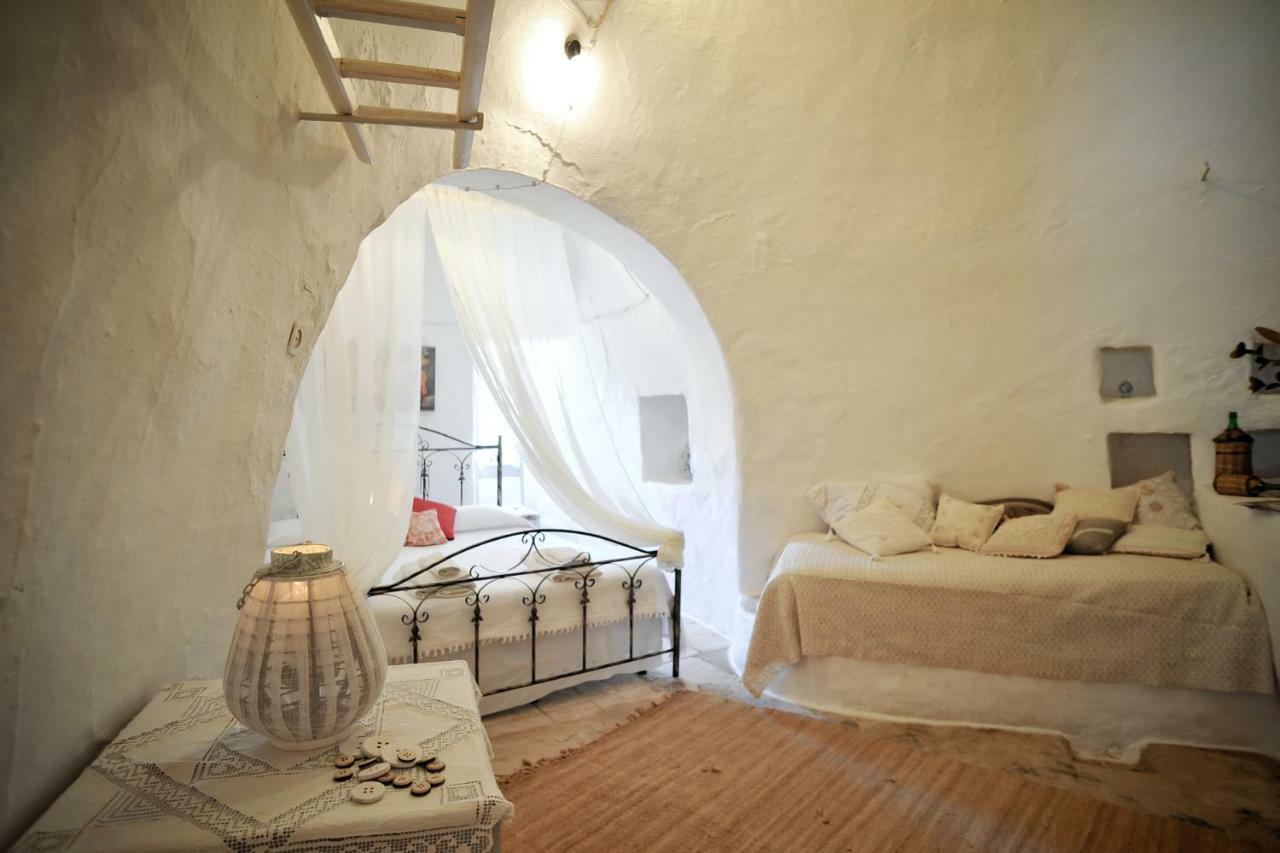 Trulli Di Nonna Palma Villa โลโกโรตอนโด ภายนอก รูปภาพ