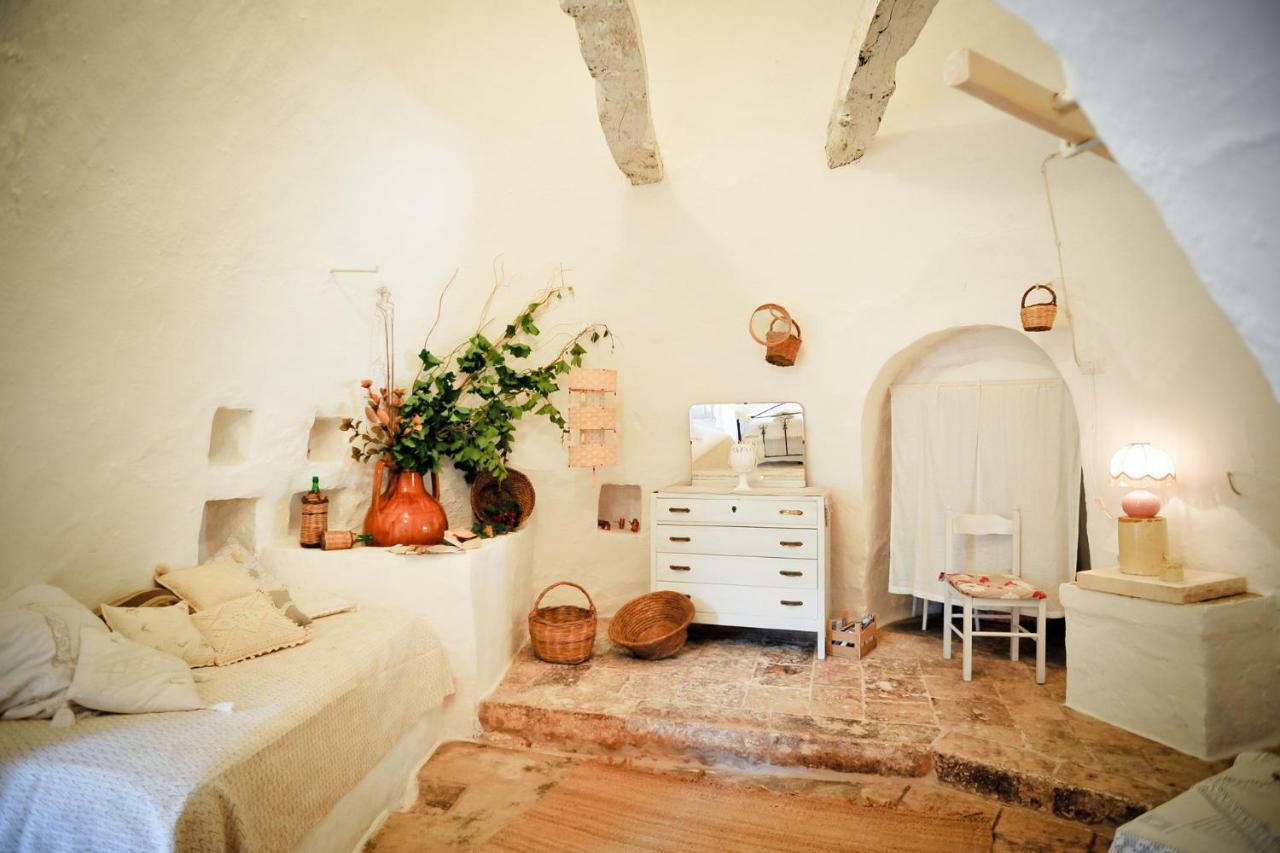 Trulli Di Nonna Palma Villa โลโกโรตอนโด ภายนอก รูปภาพ